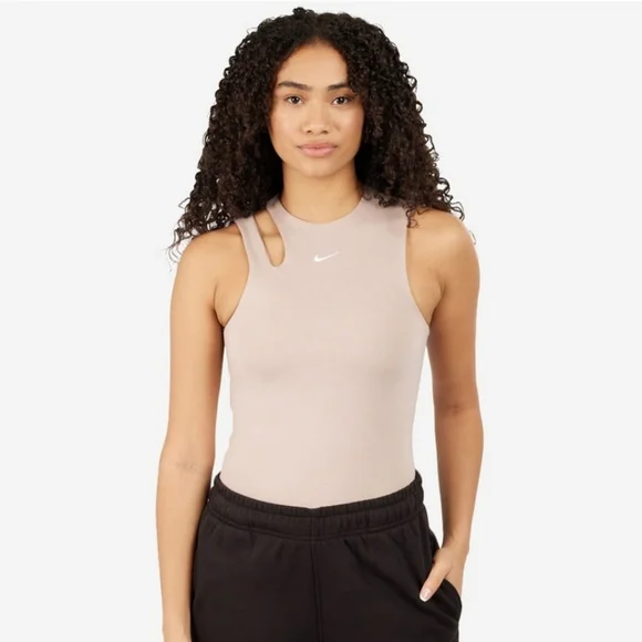 Nike Beige Bodysuit - Picture 5 of 9